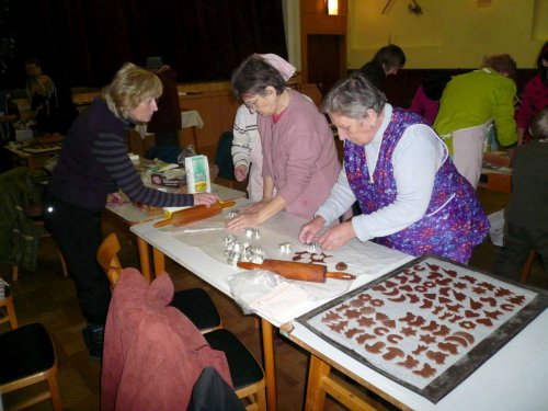 Klub dobré pohody - Pečení perníčků - 16.12.2010